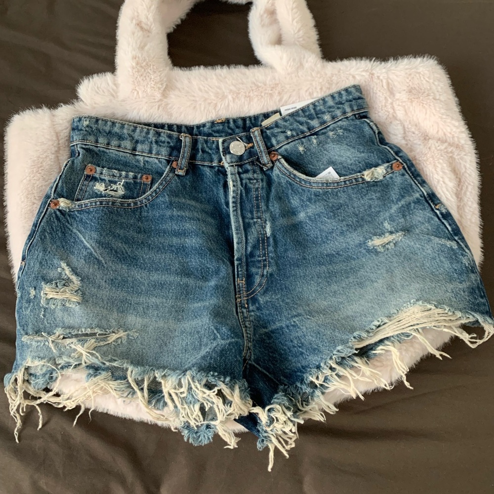 Distressed High-Waist Denim Shorts - Blue